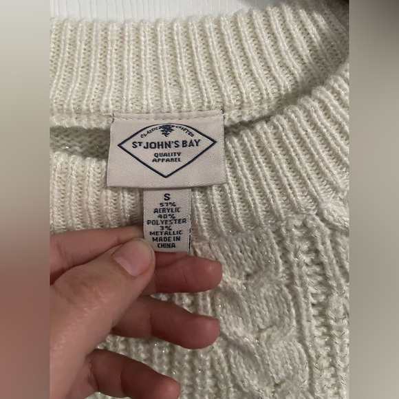 St. John’s Bay Women’s Crew Neck Metallic Knit Sweater Size Small Cream Color. - Picture 5 of 11